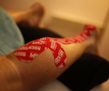 Kinesiology Tape - RockTape Treatment